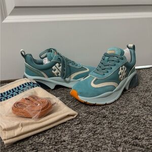 Brand new women’s Tory Burch sneakers size 6.5